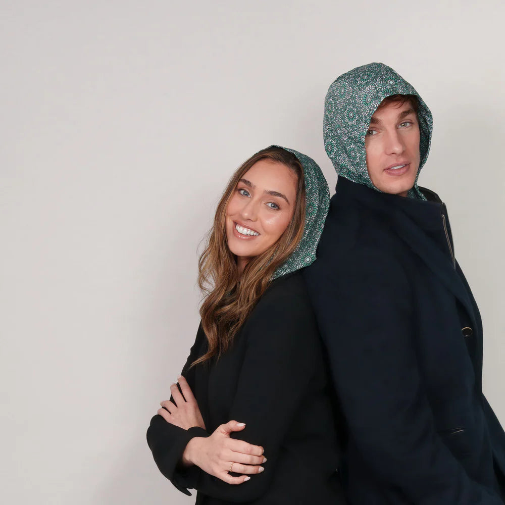 When Functionality Meets Fashion: Discover Our Trendy Hood Design!